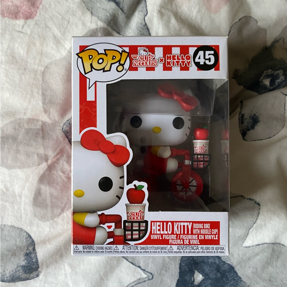 Sanrio hello kitty x cup noodle funko pop